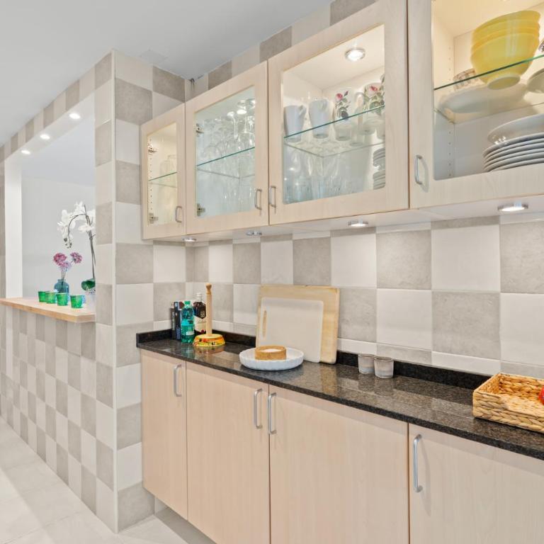 Paloma park apartment by Costarentals - Ref 165 - Three-Bedroom Apartment - 17