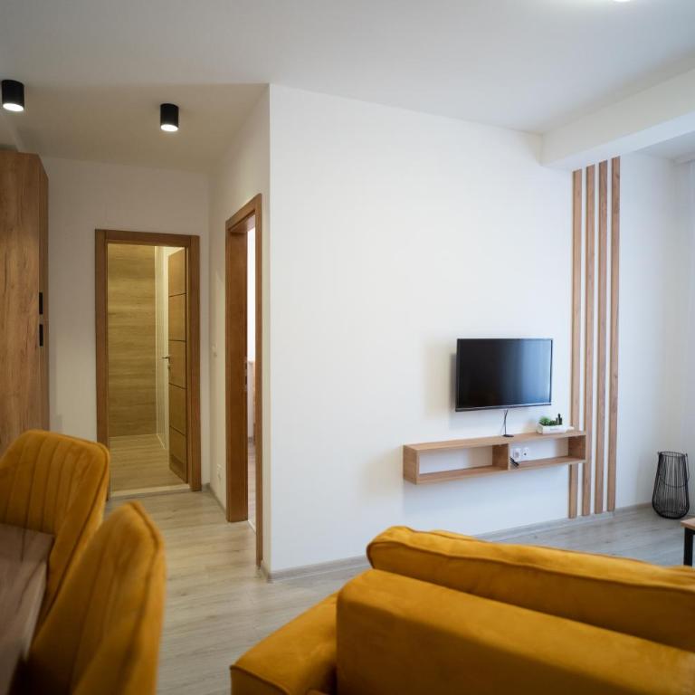 Apartments and rooms SMILE - One-Bedroom Apartment - 6