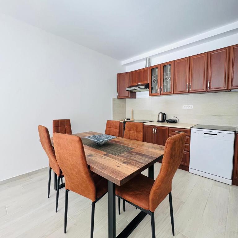 Apartment with terrace and private parking - Apartman sa Terasom - 21