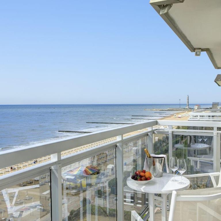Hotel Byron Bellavista - Chambre Double Deluxe avec Balcon - Vue sur Mer - 3