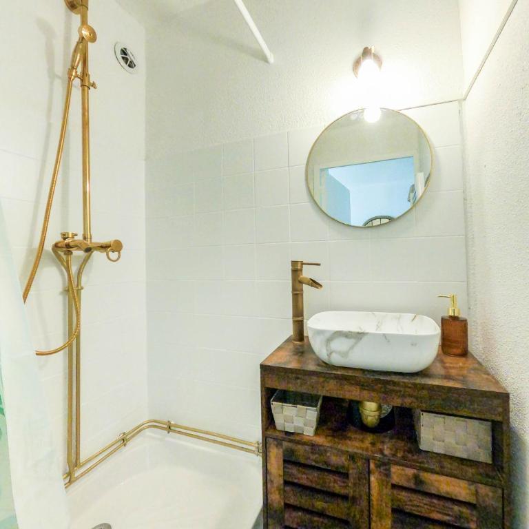 Splendide appartement GOLDEN HOUSE vue LAC et montagne - Appartement 1 Chambre - 11