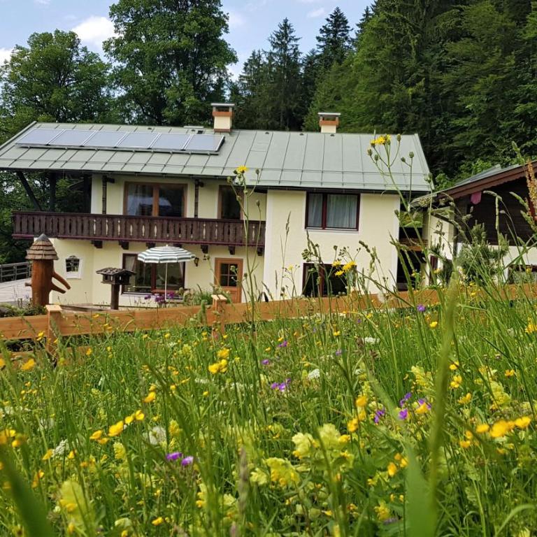 2 Bergpanorama mit Blick ins Tal für absolute Nichtraucher - Apartment mit 1 Schlafzimmer - 3