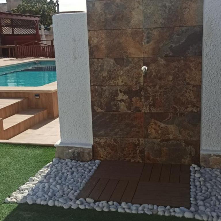 CHALET CON PISCINA PRIVADA - Casa de 3 dormitorios - 23