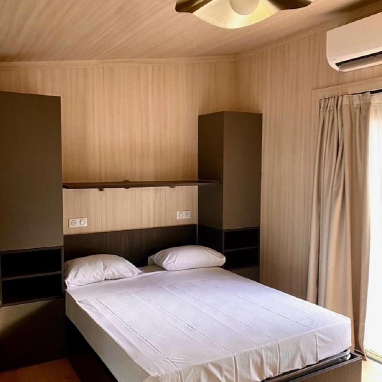 Camping Golfo Di Sogno - Bungalow Pinède (2 à 4 Personnes) - 2