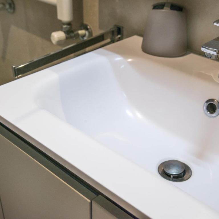 Ca Bibi, Guest House Close the Grand Canal - Camera Matrimoniale con Bagno in Comune - 10