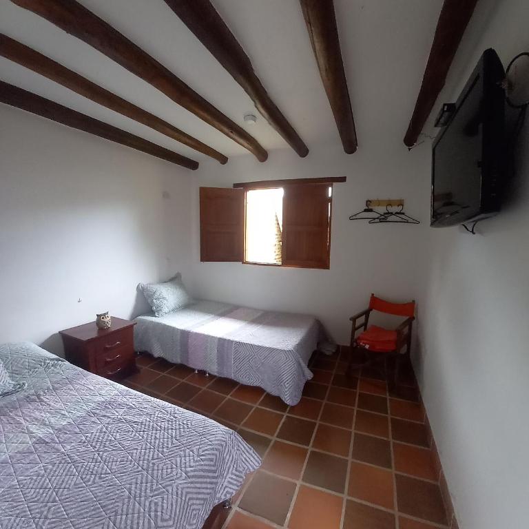 Hostal Villa Dulcey - Habitación Triple Básica - 2