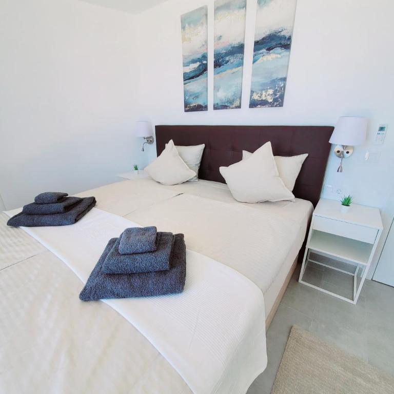 Ferienwohnung Tower Penthouse Parque Santiago I - Apartamento Ático - 80