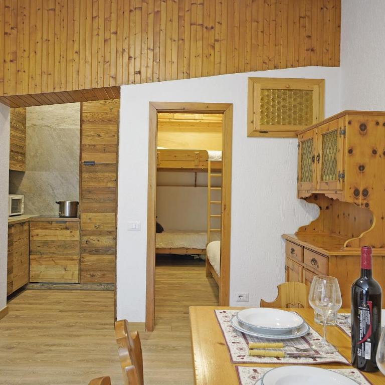 iFlat Apartment Madonna di Campiglio Adamello 1 - Appartamento con 2 Camere da Letto - 1