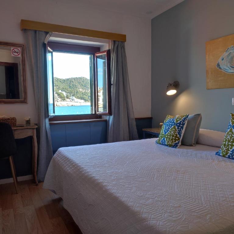 Hotel Cap d'Or - Children only from 14 years old - Habitación Doble con vistas al mar - 1 o 2 camas - 1