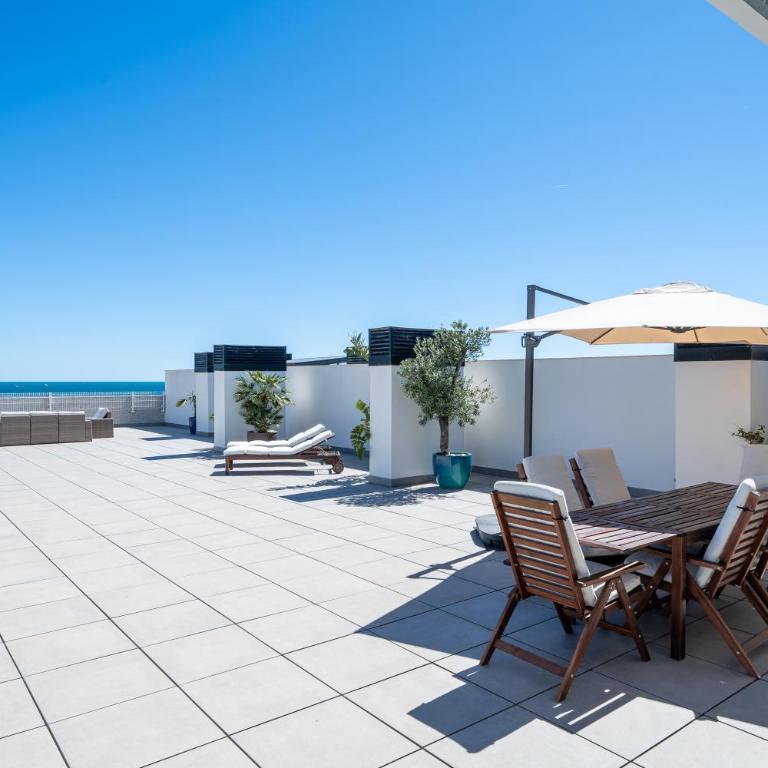 Hauzify I Apartaments Roques Daurades - Apartamento de 3 dormitorios con terraza solárium privada - 4