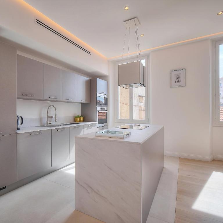 STANDING - NEUF - Croisette- Palais des festivals - 6 pers -3 chbres - Apartamento de 3 dormitorios - 10