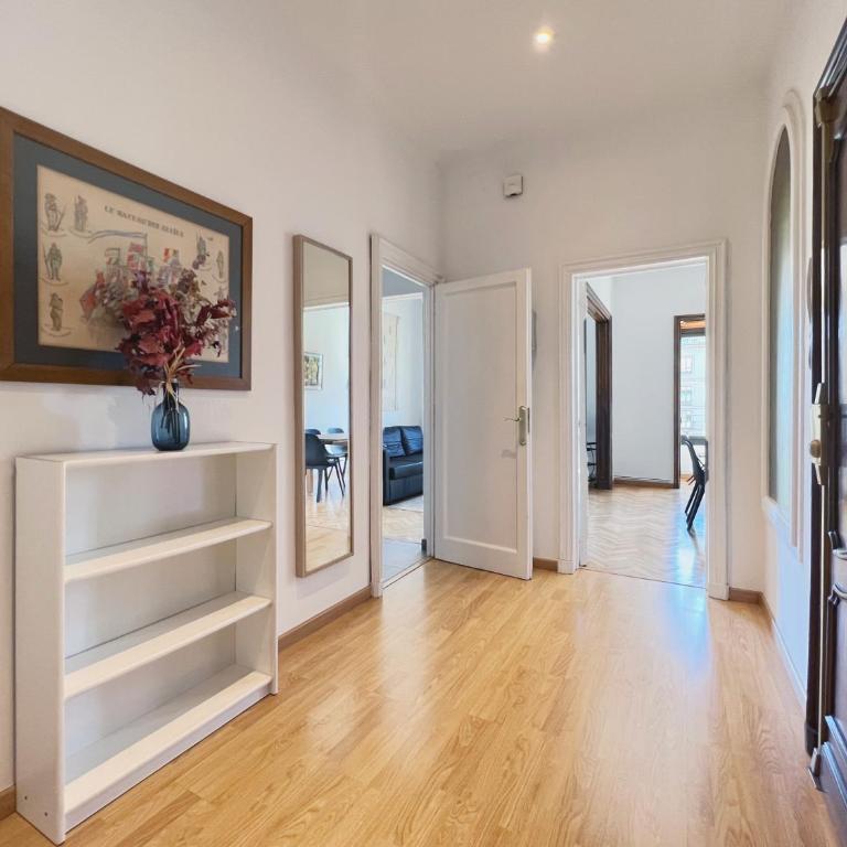 Stay U-nique Apartment Passeig de Gràcia III - Three-Bedroom Apartment - 10