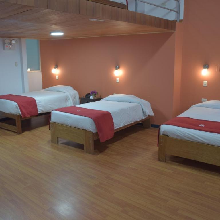 Hotel Limacpampa - Standard Family Room - 10