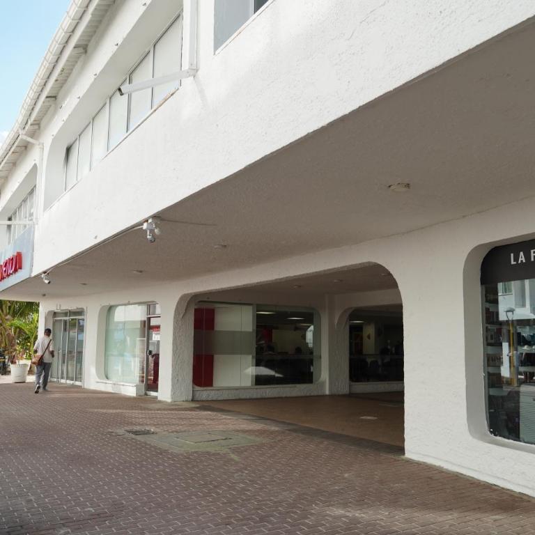 Providencia Travel Apartamento - Three-Bedroom Apartment - 11