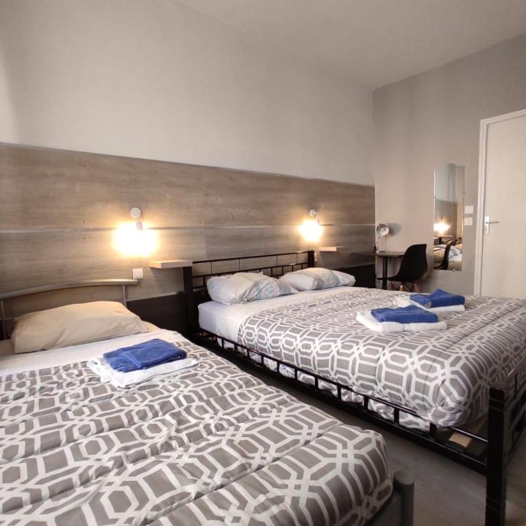 Hotel Le Bon Moine - Chambre Triple - 1