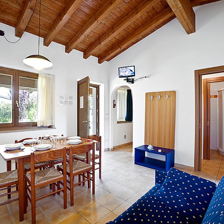 Campeggio del Garda - Bungalow con 2 Camere da Letto - 7