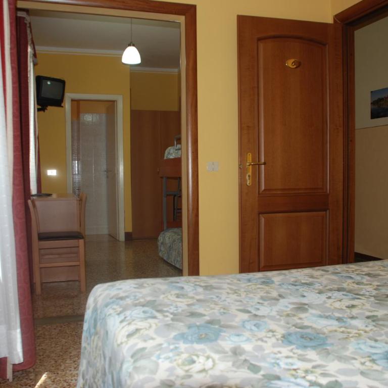 Hotel Villa Ruscello - Camera Quadrupla Standard - 3