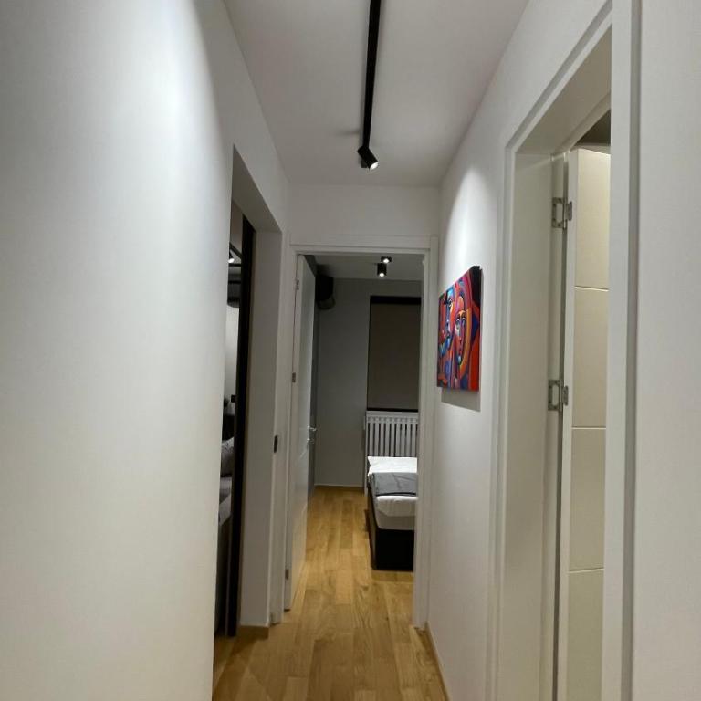 Moderna Vračar - NEW - Apartman sa 2 Spavaće Sobe - 26