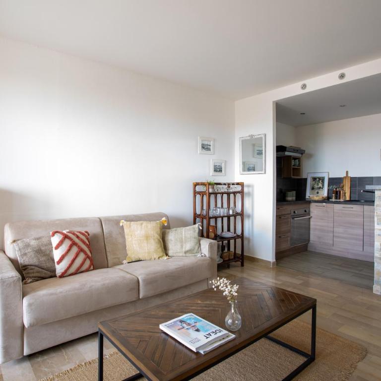 Vue mer, terrasse et parking privé - Appartement - Vue sur Mer - 14