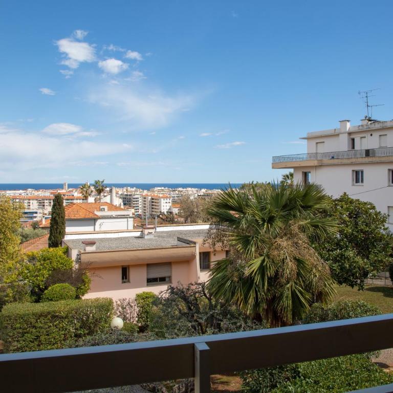 Vue mer, terrasse et parking privé - Appartement - Vue sur Mer - 19