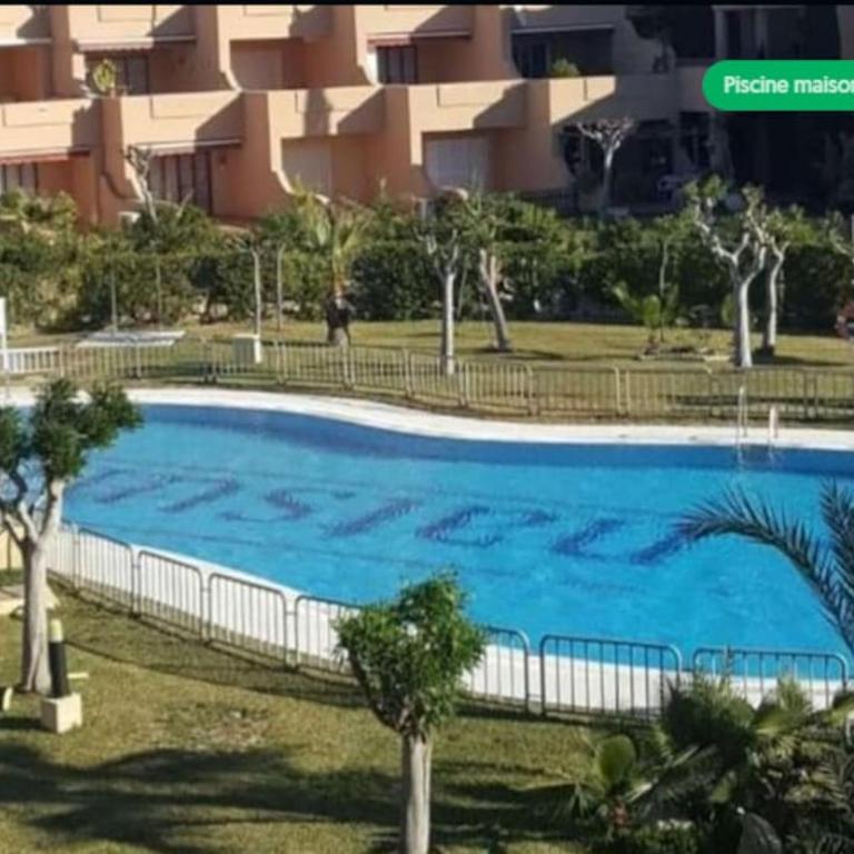 Estudio en Urbanización naturista con piscina junto al mar - Apartamento de 1 dormitorio - 2