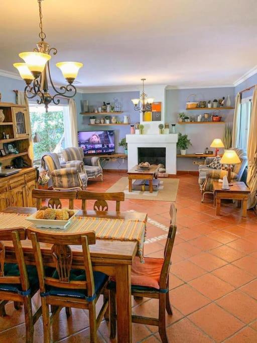 Casa con piscina privada climatizada e iluminada en exclusivo Golf Country Club Campo de Golf de 18 hoyos Piscina cubierta climatiza del club Canchas de futbol y tenis profesionales iluminadas Recreación Infantil Market y todo tipo de servicios - Villa con piscina privada - 6