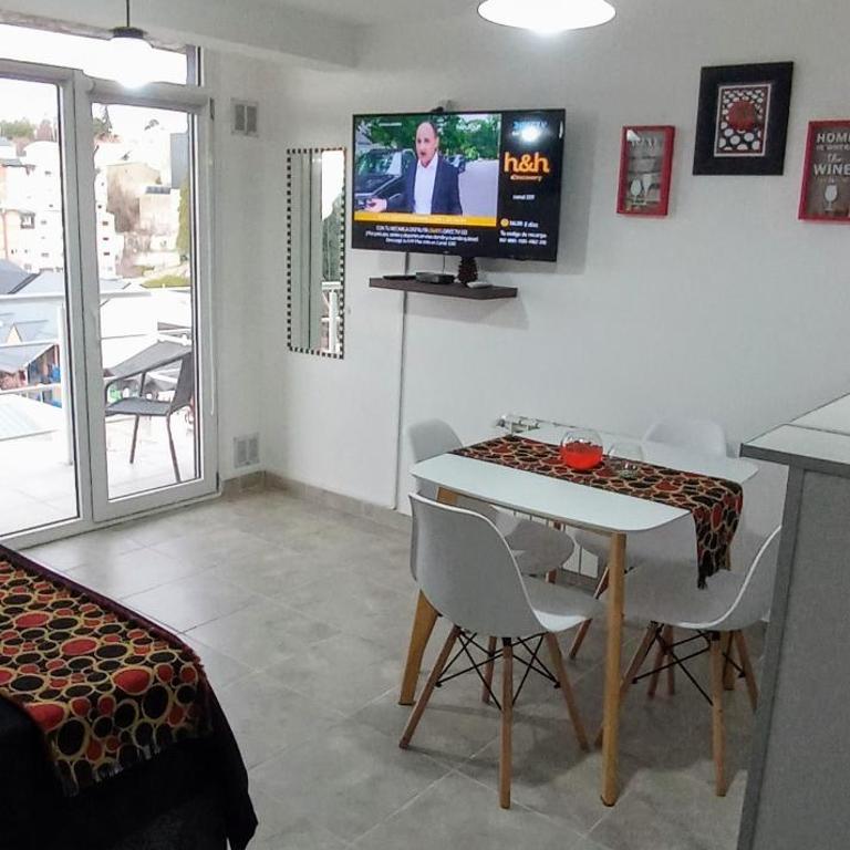 Reina Mora Apart Bariloche - Apartamento de 1 dormitorio - 2