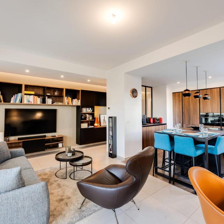 L'Envolée - Charming T2 with terrace air conditioning - Apartment - 3