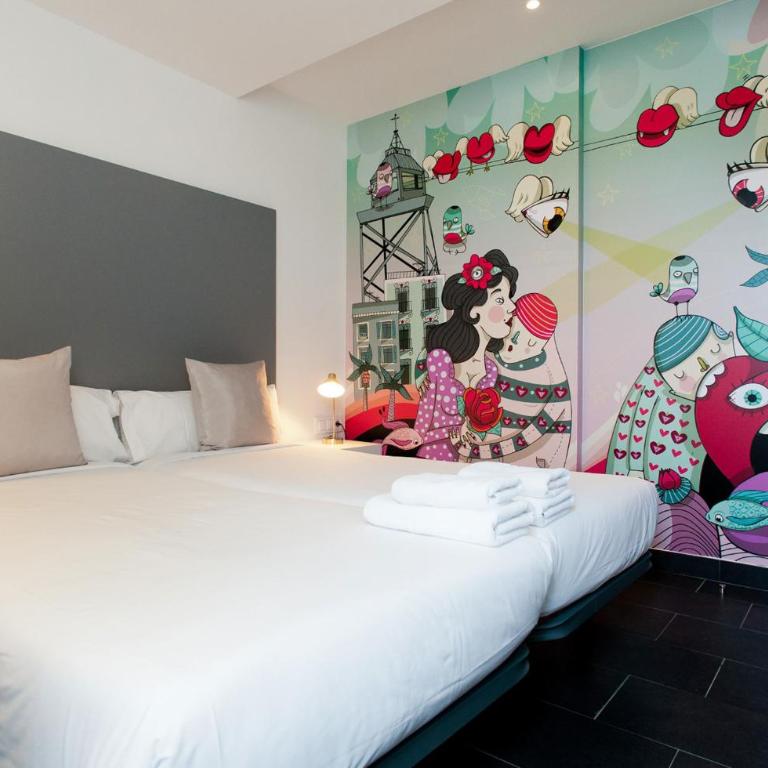 St Christopher's Inn Barcelona - Twin Room with Terrace - 9