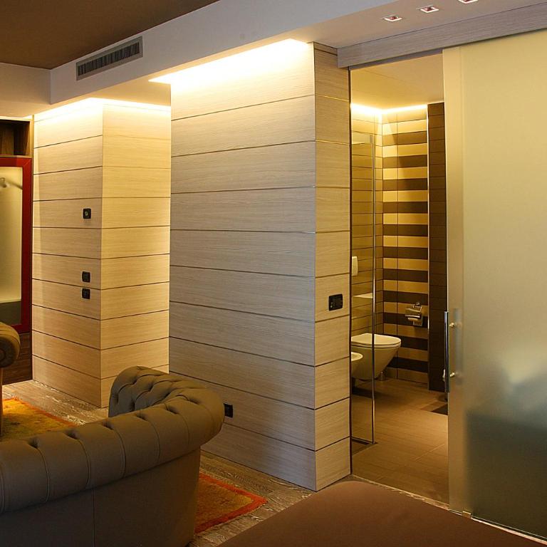 Hotel Aurora - Suite con Vista Lago - 7