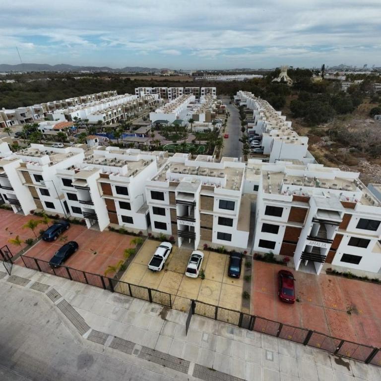 Hermoso Departamento nuevo con acceso a Alberca - Two-Bedroom Apartment - 15