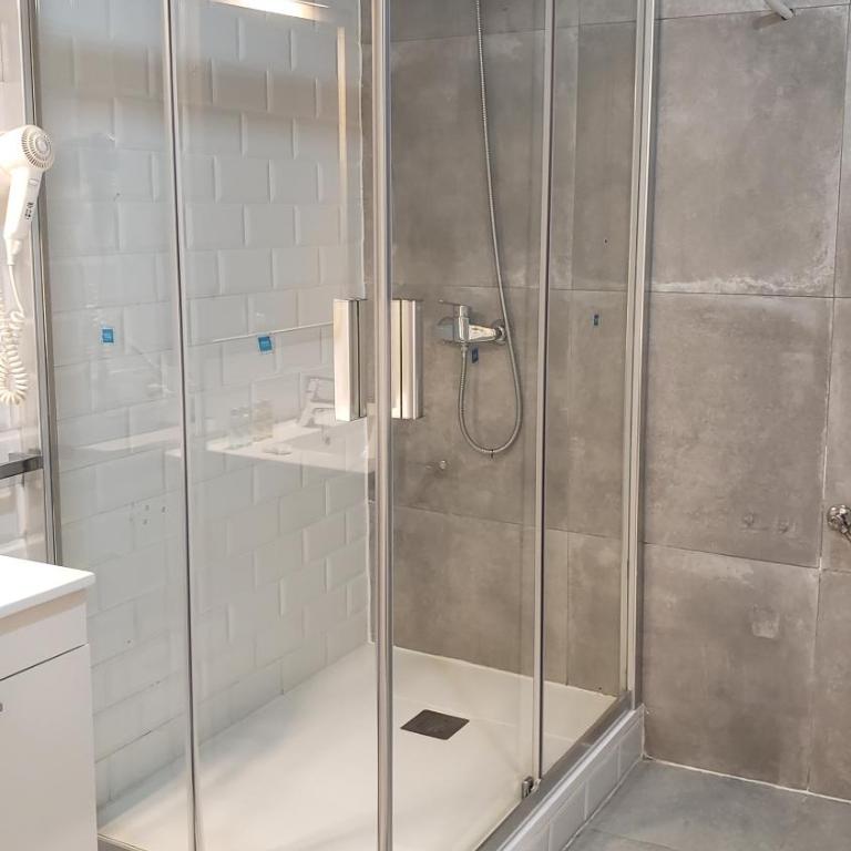 The Bridge Huertas - Hostal - Superior Single Room - 6