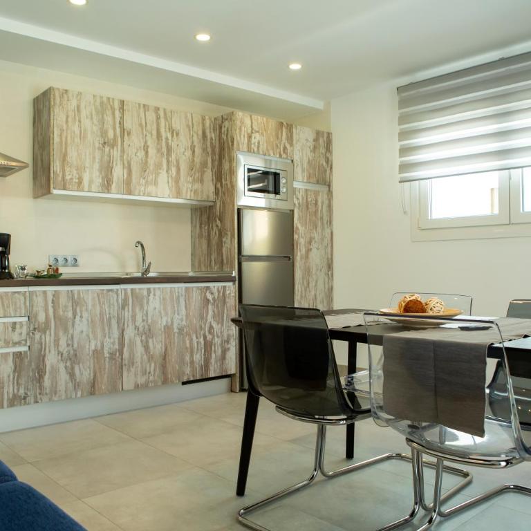 Apartamentos Aponiente - Apartamento con balcón - 1