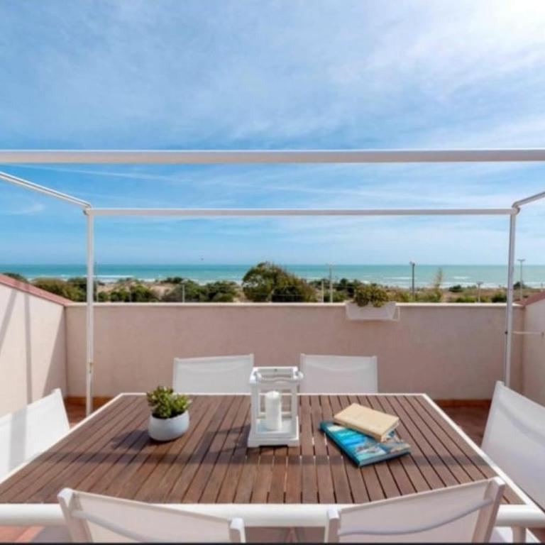 Esperienza Luxury fronte mare con piscina - Apartment with Sea View - 6