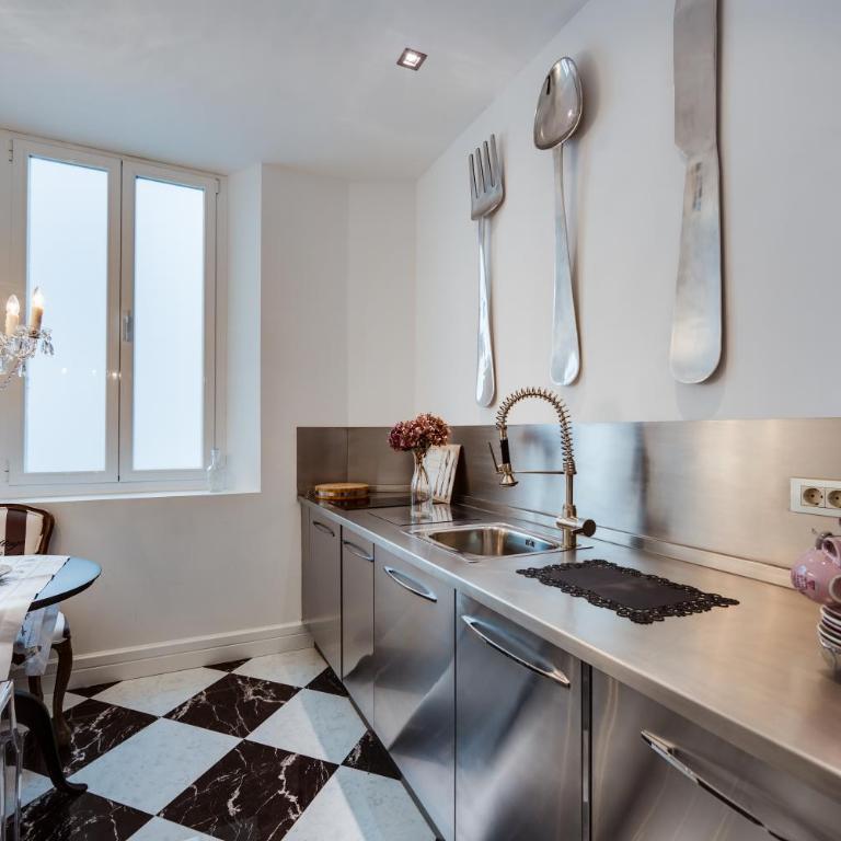 Purple Dog Suites - Suite - 44