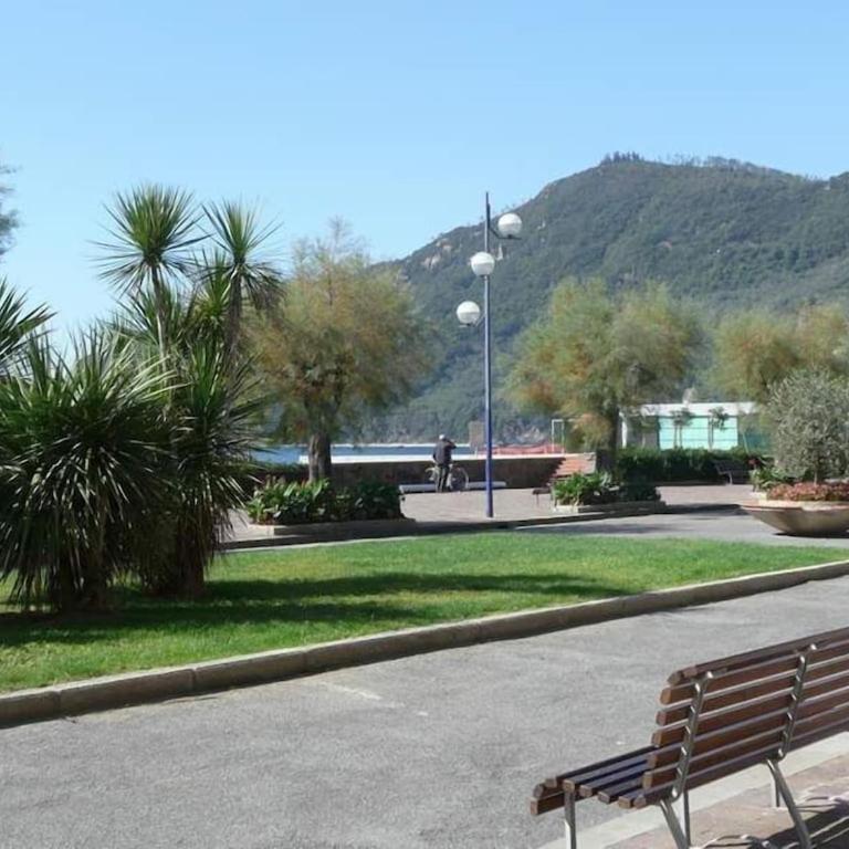 Casa Borgo Ponente, affacciata sul mare - Two-Bedroom Apartment - 9