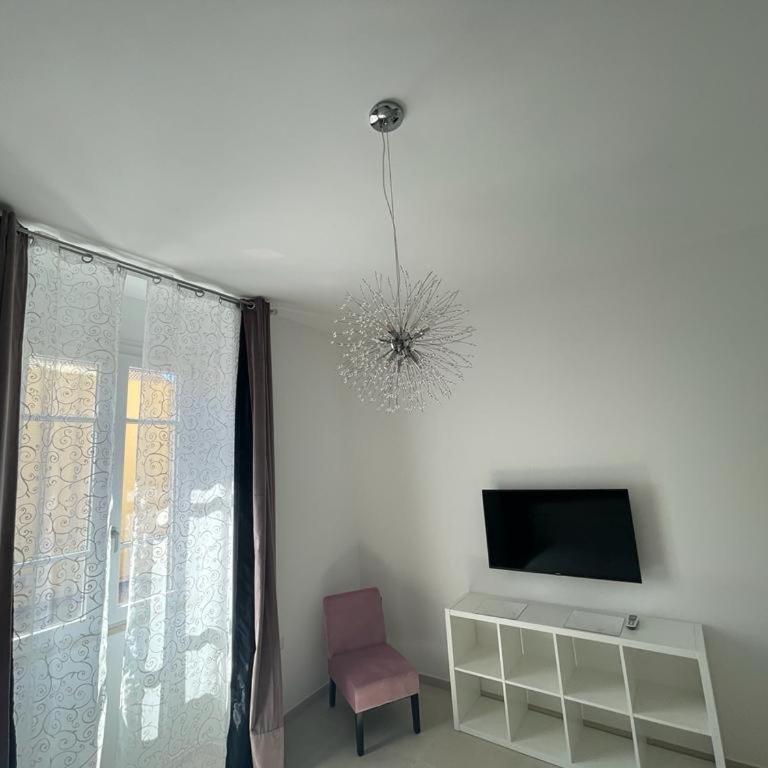 XOXO Cagliari - Two-Bedroom Apartment - 5