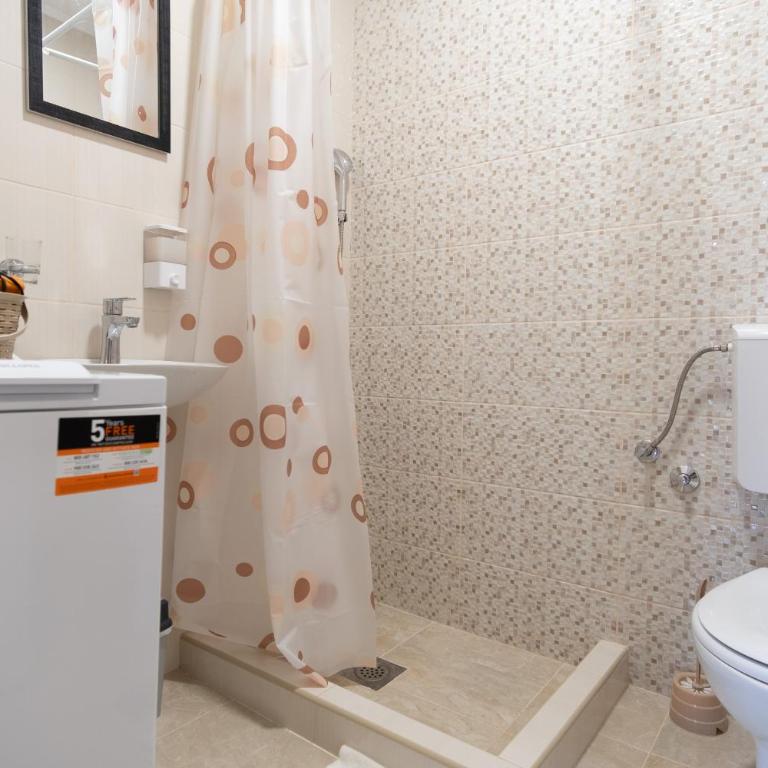 Sunny days - One-Bedroom Apartment - 4