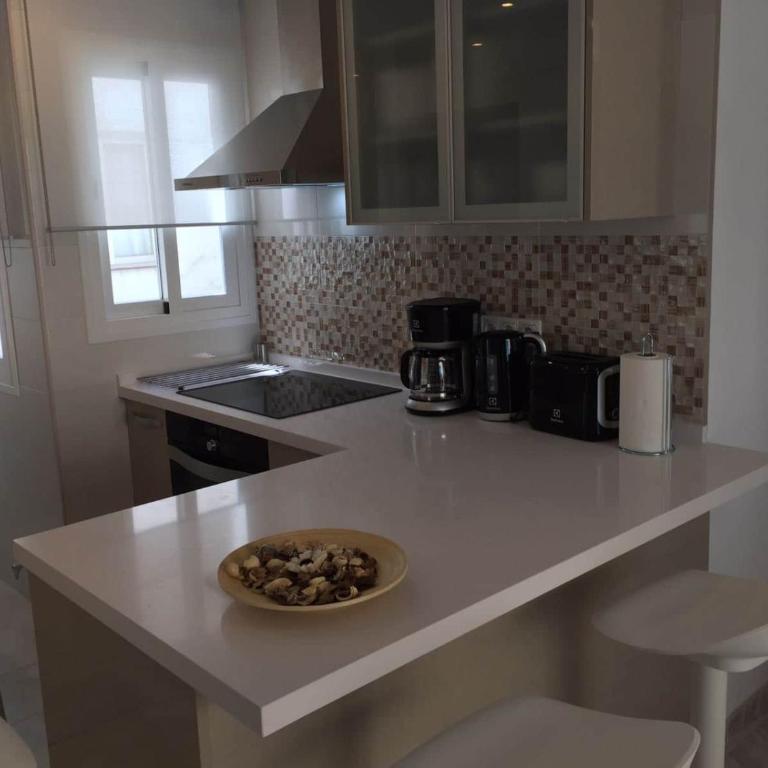 Apartment Sleeps 4 Near Beach - Apartamento - 8