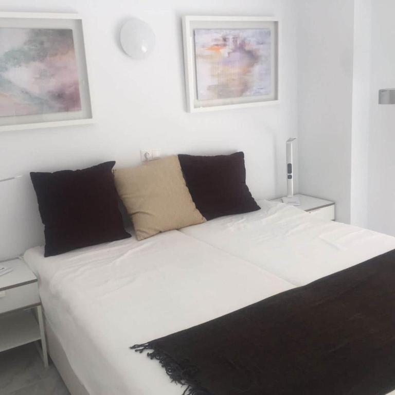 Apartment Sleeps 4 Near Beach - Apartamento - 1