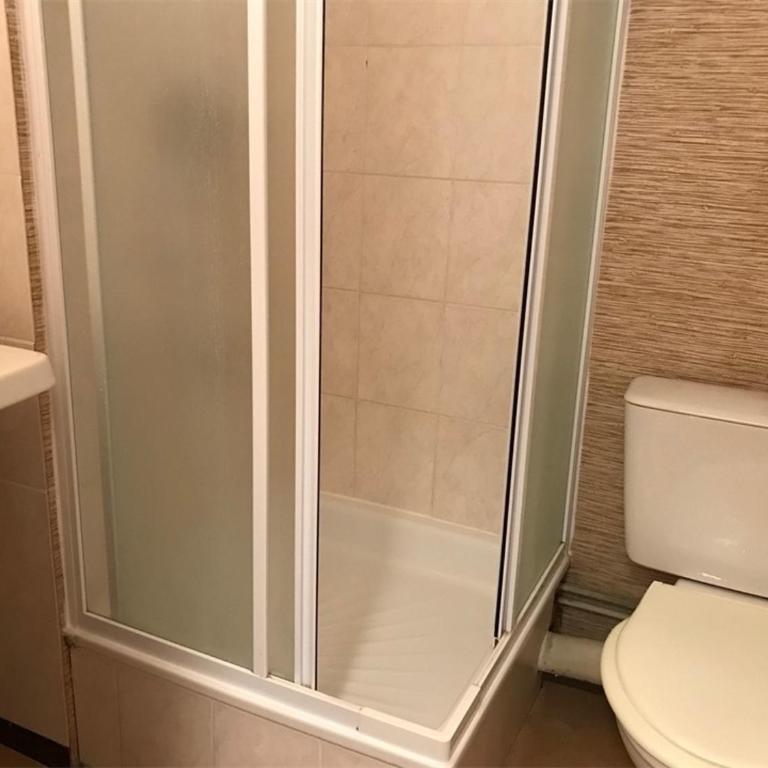 Studio cabine avec piscine, plage à 50m, parking privé, commerces à 400m - FR-1-81-339 - Studio - 6