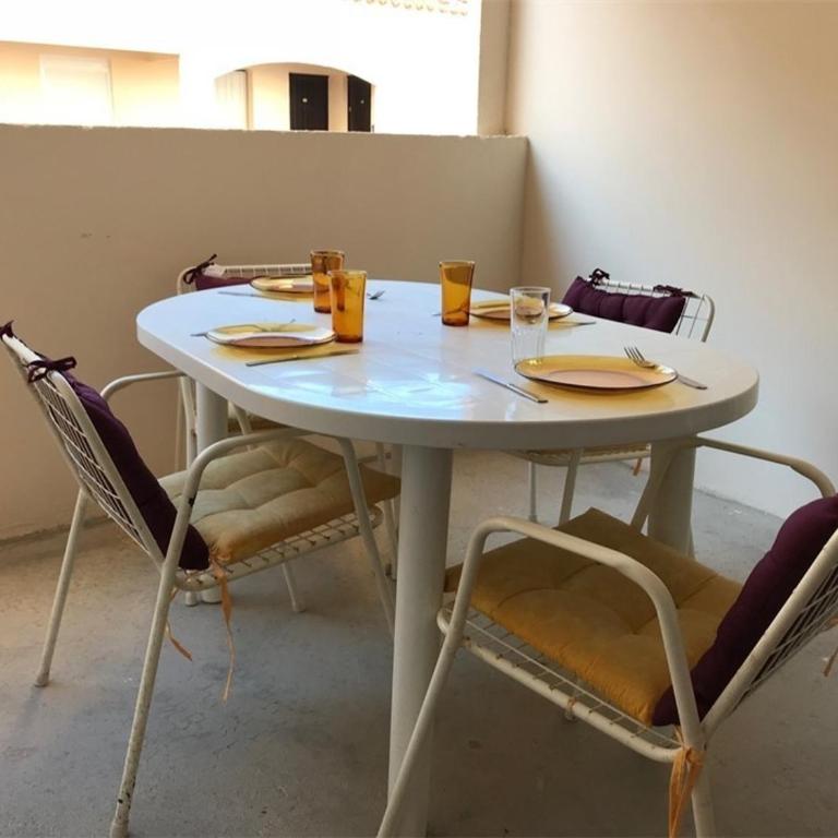 Studio cabine avec piscine, plage à 50m, parking privé, commerces à 400m - FR-1-81-339 - Studio - 7
