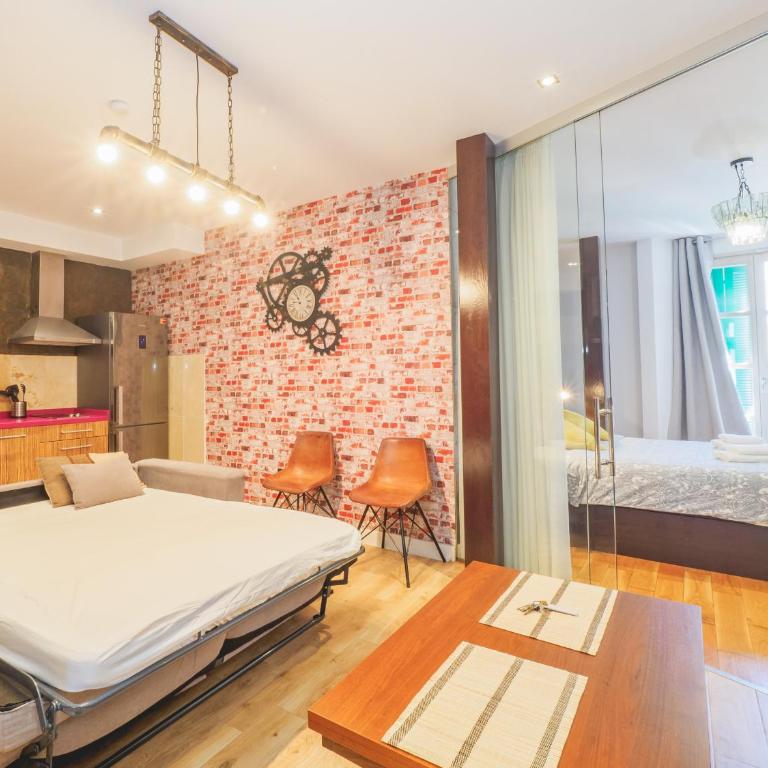 Cubo's Apartamento 33 Carreteria 3B - Apartamento Deluxe - 53