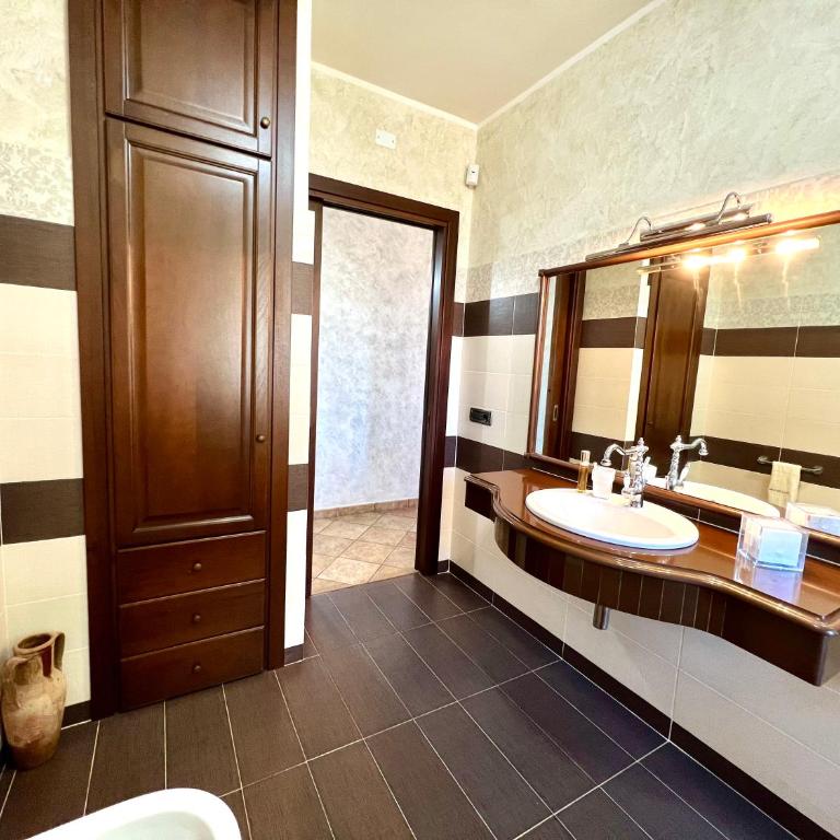 La Cinisara Apartments - Apartment mit 3 Schlafzimmern - 24