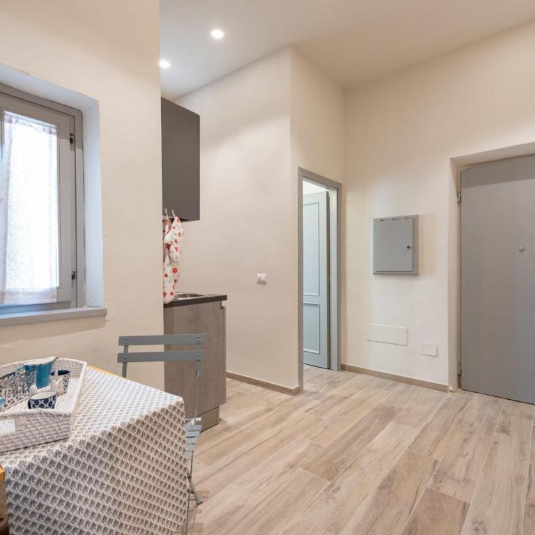 Designer Apartment near San Lorenzo - Appartamento Deluxe con 2 Camere da Letto - 12