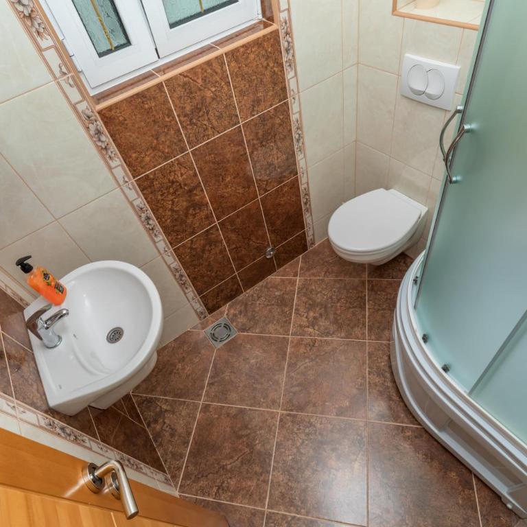 Apartmani Milacic - Porodični Studio - 8