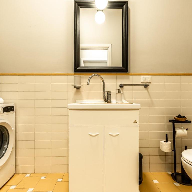 HouSmart Capo di Lucca 1 - Appartamento con 2 Camere da Letto - 56