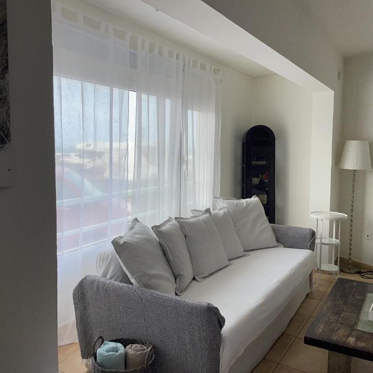 MY OCEAN HOME - Breathtaking location, Steps to the ocean, Spacious sea view, Fully Equipped and Well-Furnished with Private Entrance and High-Speed Fiber Optic Internet - Apartamento con vistas al mar - 36