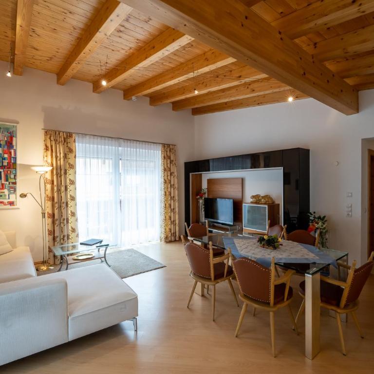 Försterhaus & Haus Andrea - Apartment mit Balkon - 8