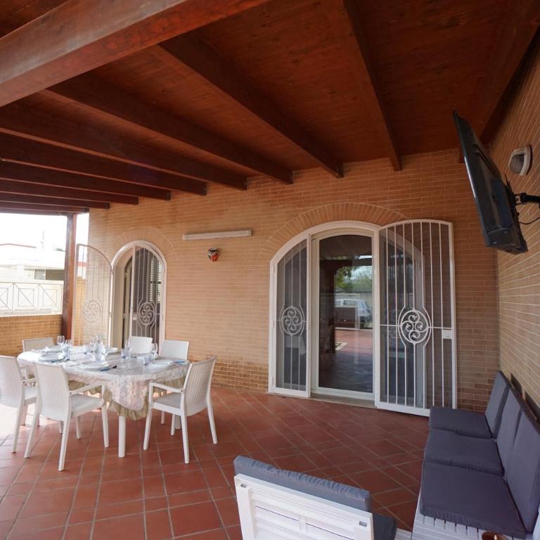Casa Paola-30 meters from the Sea-Porto Cesareo - Three-Bedroom House - 2